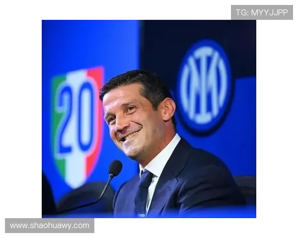 齐沃:一脚精准的传球胜过华丽配合防线背后的致命威胁 齐沃:一脚精准的传球胜过华丽配合防线背后的致命威胁