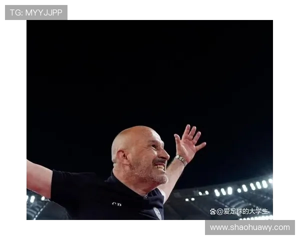 博洛尼亚与34岁门将斯科鲁普斯基签订至2027年的新合同